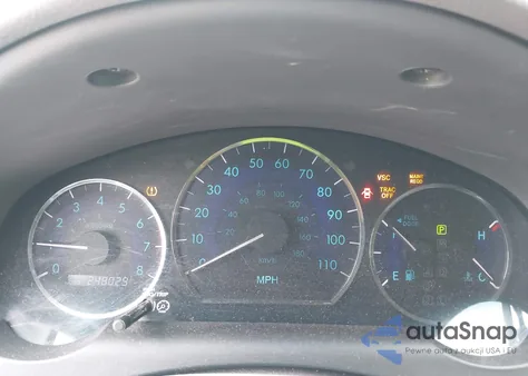 2010 Toyota Sienna Le from USA, damaged, VIN 5TDKK4CC5AS327606